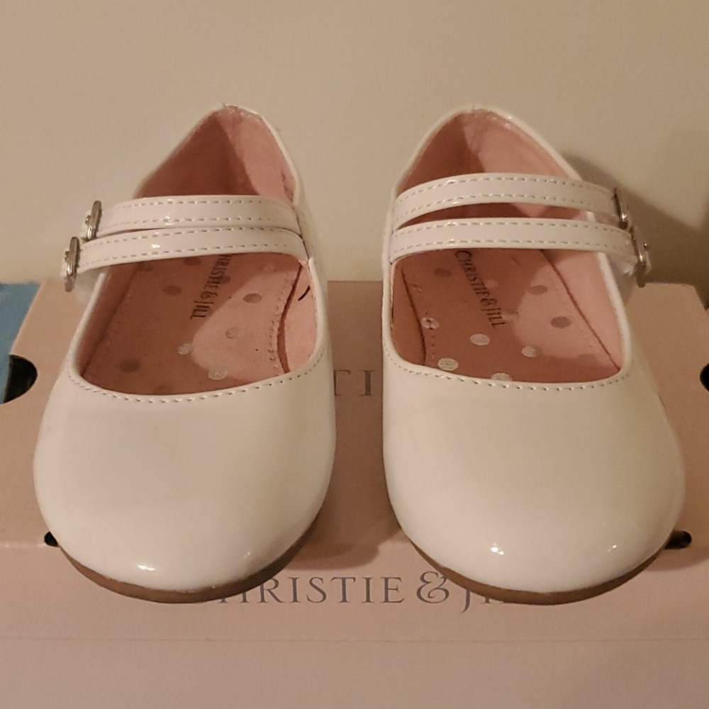 Kids dress shoes size 9